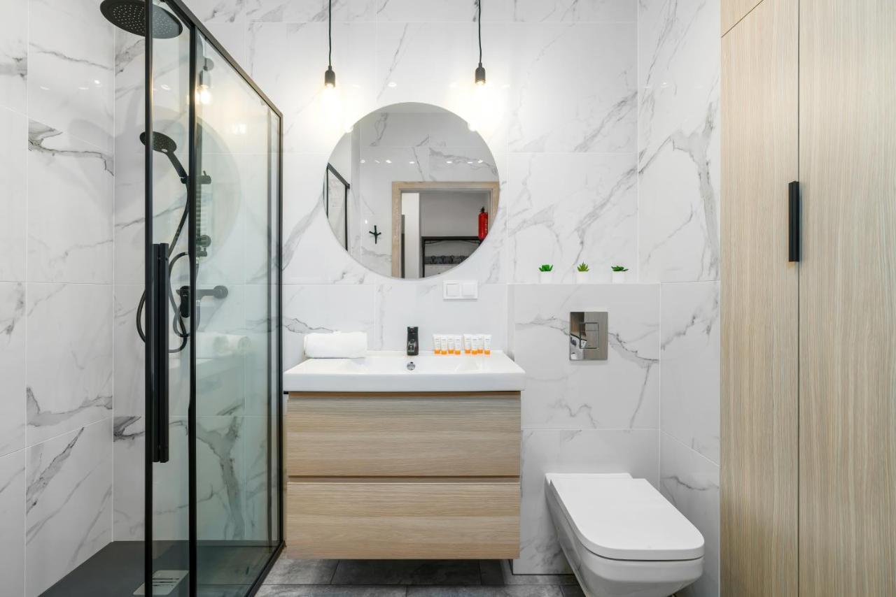 Premium Apartments Poznan Airport By Noclegi Renters Luaran gambar