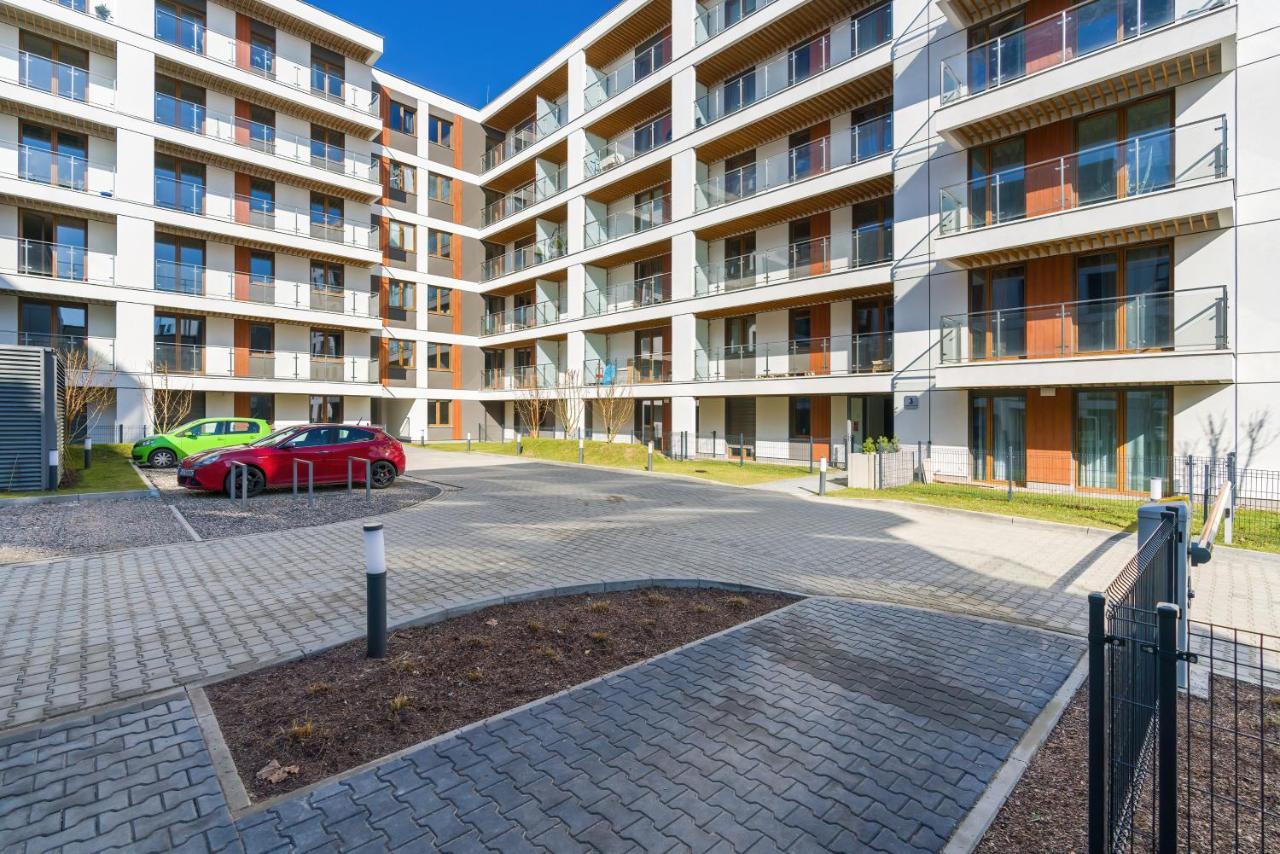Premium Apartments Poznan Airport By Noclegi Renters Luaran gambar