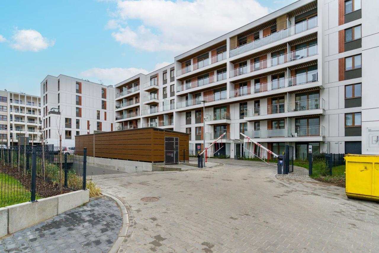 Premium Apartments Poznan Airport By Noclegi Renters Luaran gambar