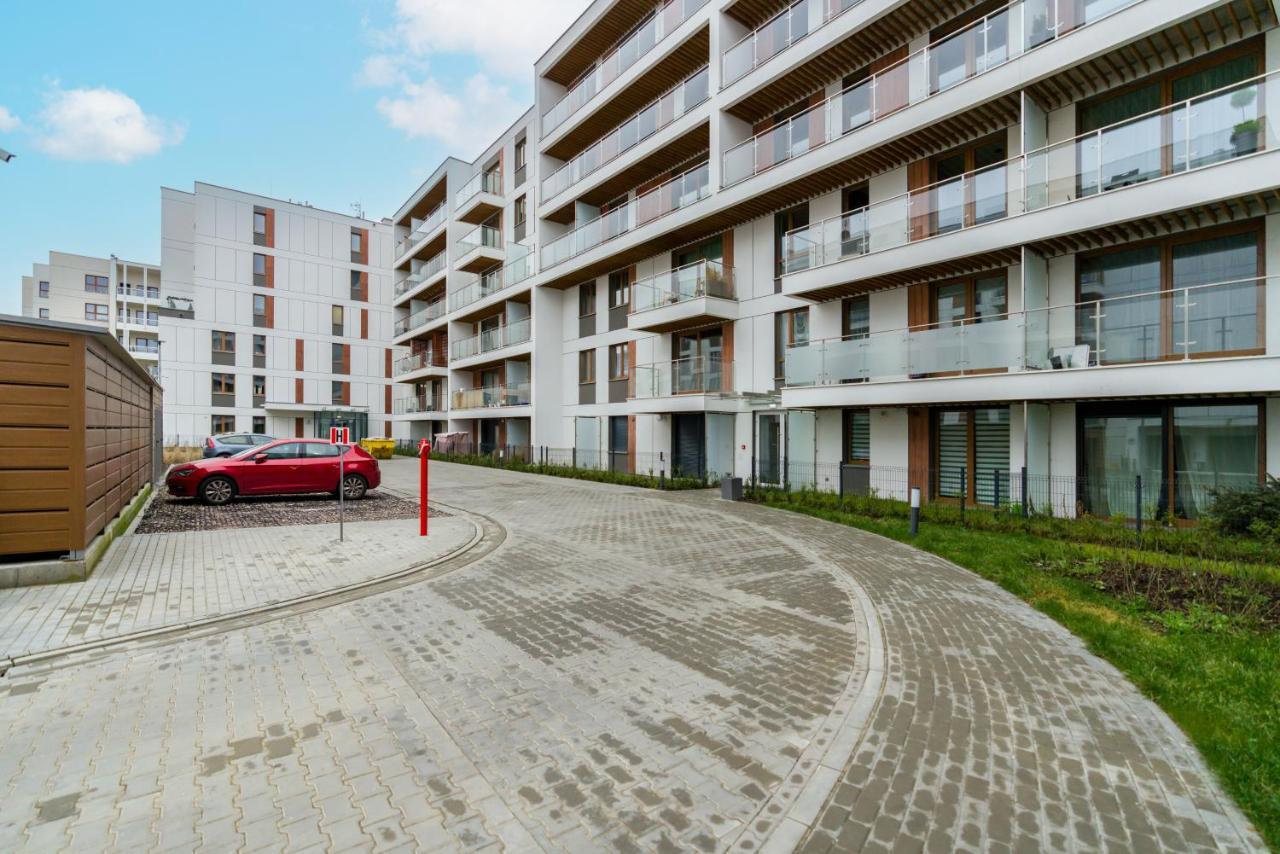 Premium Apartments Poznan Airport By Noclegi Renters Luaran gambar